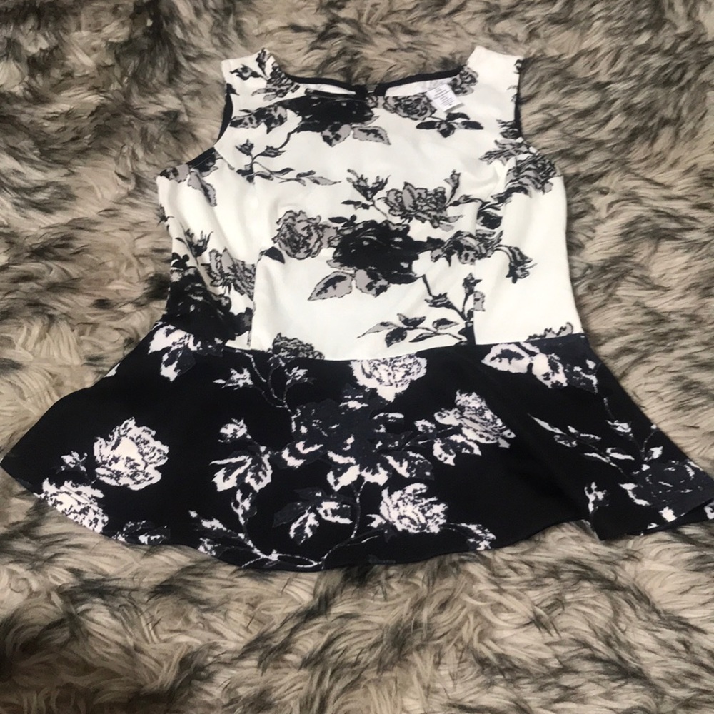 Floral top